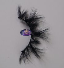 Load image into Gallery viewer, Kiss'N Tell Eyelashes