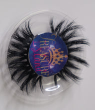 Load image into Gallery viewer, Diva Eyelashes