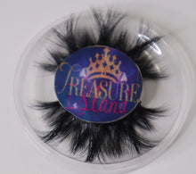 Load image into Gallery viewer, Kiss'N Tell Eyelashes