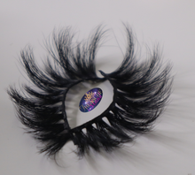 Load image into Gallery viewer, Thick and Thin Eyelashes