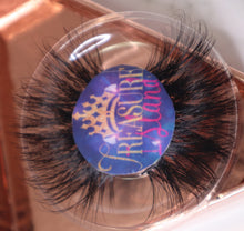 Load image into Gallery viewer, Pretty Little Lie Eyelashes
