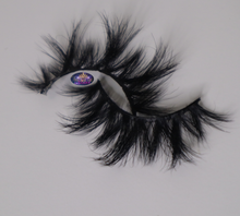 Load image into Gallery viewer, Kiss&#39;N Tell Eyelashes

