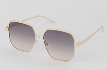 Load image into Gallery viewer, Classic Rectangular Sunglasses
