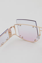 Load image into Gallery viewer, Voided Frame Sunglasses
